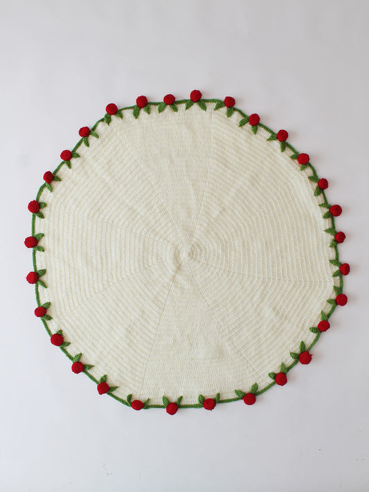 Handmade Rose Bouquet Blanket 25 inch Diameter - Cream
